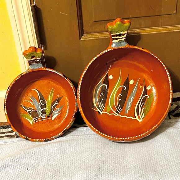 Mexican Tlaquepaque Nesting Bowls 2 Piece Set Redware Pottery Glazed Terra Cotta - Picture 5 of 15